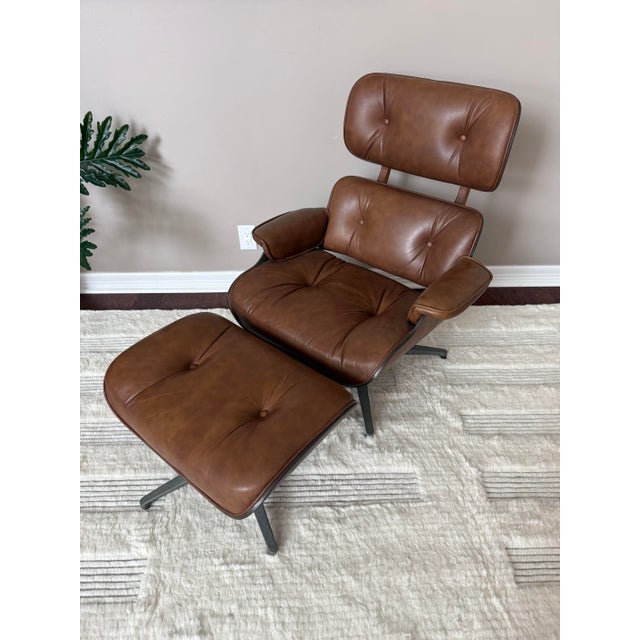 Gorgeous Herman Miller Eames style lounger by Charlton, known as the best Eames reproduction/copycat brand of the mid...