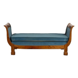 19th Century Daybed in Blue Velvet For Sale