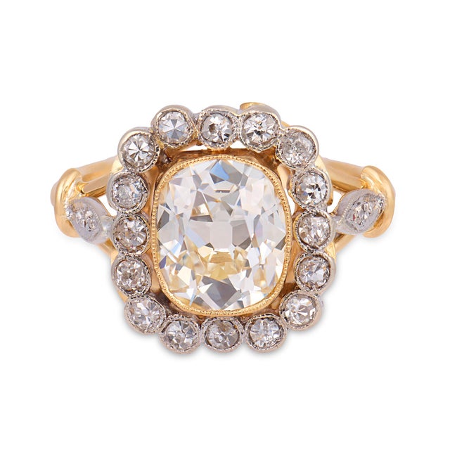Traditional 1910s French Belle Époque Gia 2.02 Carat Old Mine Cut Diamond Cluster Ring, Size 5.5 For Sale - Image 3 of 7