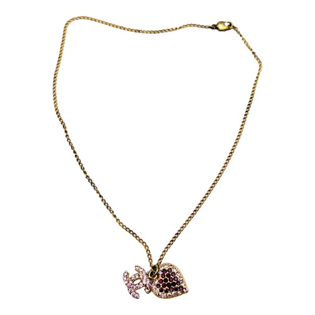 Chanel Vintage Gold Plated CC Heart Pink Crystal Necklace For Sale