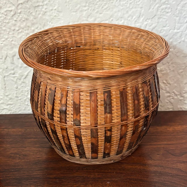 1970s Vintage Wicker Planter Basket With Burnt Bamboo Ribs For Sale - Image 5 of 5