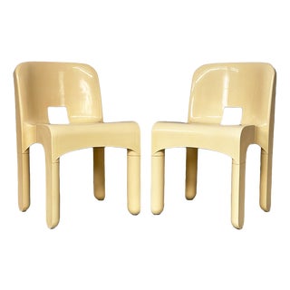 Italian Space Age Cream Chairs by Joe Colombo for Kartell, 1970s, Set of 2 For Sale
