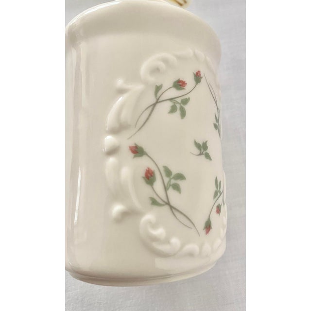 Late 20th Century Lenox Rose Manor Porcelain Soap/Lotion Dispenser Pump Bottle Excellent Condition. For Sale In Denver - Image 6 of 10