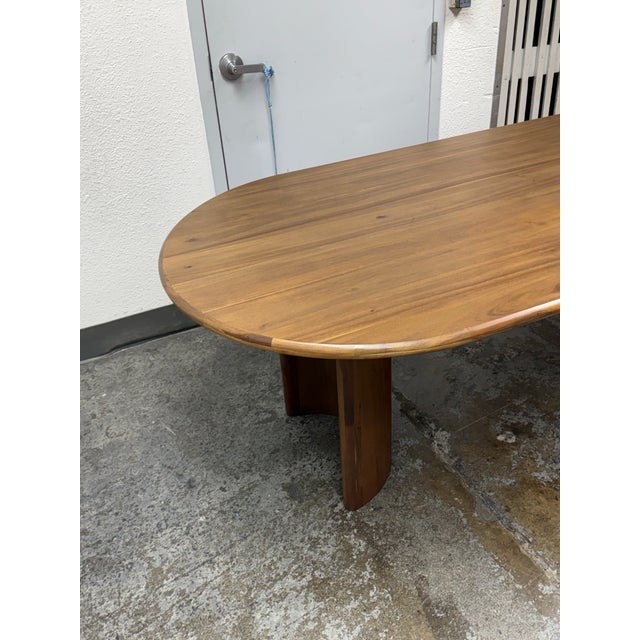 Lulu and Georgia Gilda Oval Dining Table For Sale - Image 4 of 12