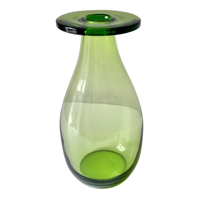 Mid-Century Modern Mushroom Top Glass Vase For Sale