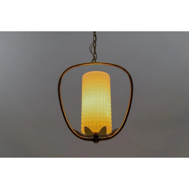 1950s Mid-Century Modern Brass and Bubble Glass Pendant Lamp by Rupert Nikoll, Vienna, Austria, 1960s For Sale - Image 5 of 10