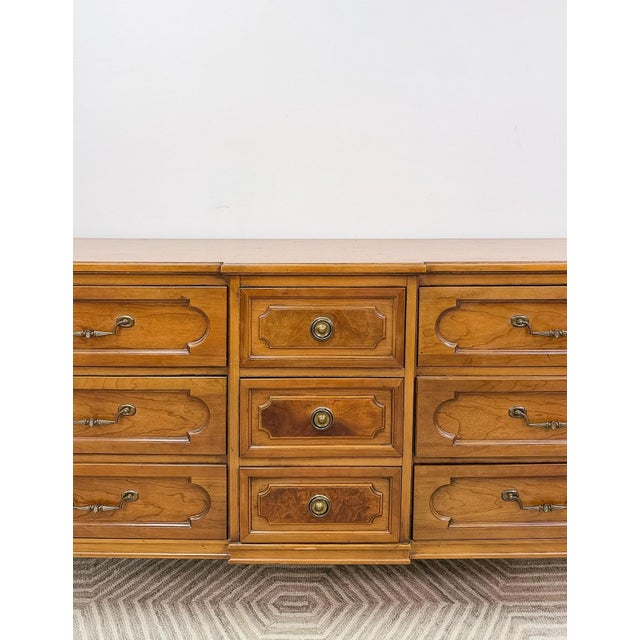 Thomasville Vintage Thomasville 9-Drawer Dresser Transitional Wood Chest MCM Ornate Long Boy For Sale - Image 4 of 15
