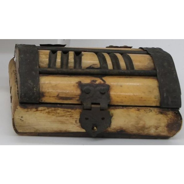 Curated Set of 3 Vintage Handcrafted Camel Bone & Brass Trinket Boxes For Sale - Image 13 of 15