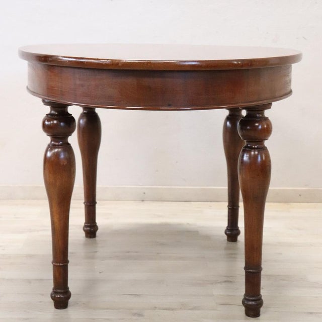 Brown Antique Oval Table in Walnut, 1800s For Sale - Image 8 of 11
