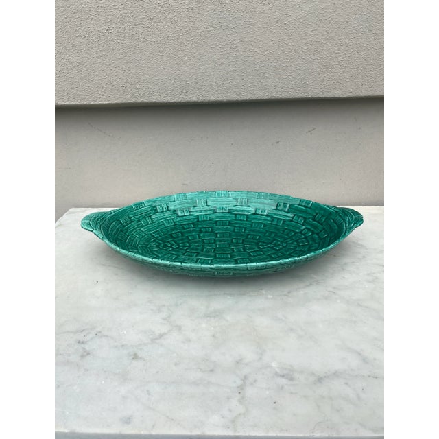 De Sarreguemines Large Green Majolica Platter Sarreguemines Digoin, Circa 1920 For Sale - Image 4 of 8