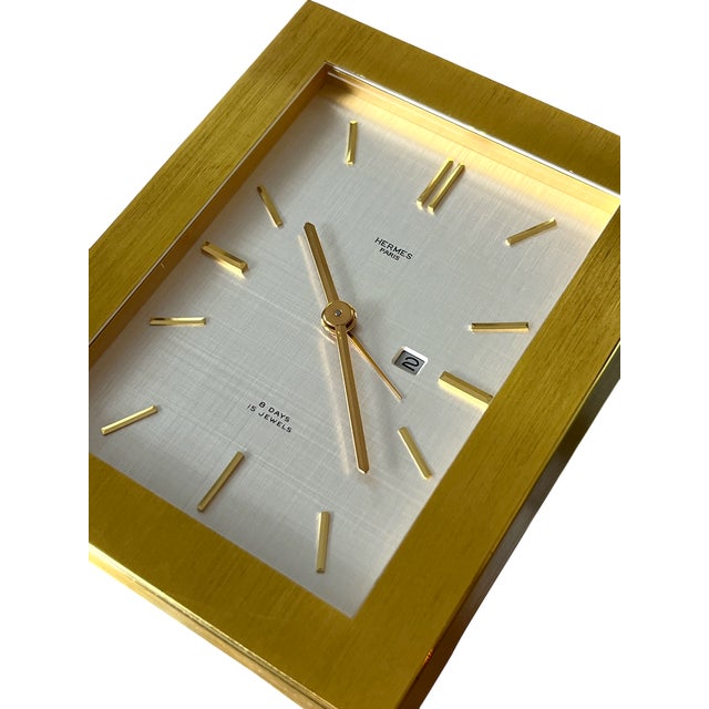 Mid-Century Modern Vintage Hermès 8-Day Brushed Gilt Brass and Silk-Textured Silver Desk Clock — Swiss, C. 1960s–70s For Sale - Image 3 of 16