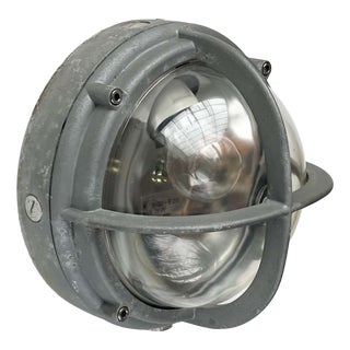 Mid-Century Modern Danish Outdoor Skot Wall Lamp in Metal by Lauritz Knudsen for Louis Poulsen, 1960s For Sale