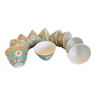 1980s Familia Rose Style 20th Century Chinese Multicolor Porcelain Multicolor Cups- Set of 10 For Sale