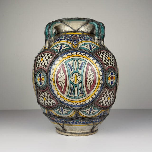 1950s Vintage Moroccan Palatial Pottery Vase, 1930s-1950s For Sale - Image 5 of 17