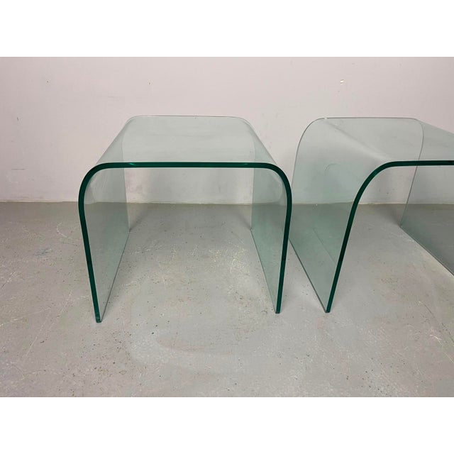 Waterfall Side Tables in Bent Glass by Angelo Cortesi for Fiam Italia, Italy, 1980s, Set of 2 For Sale - Image 8 of 16