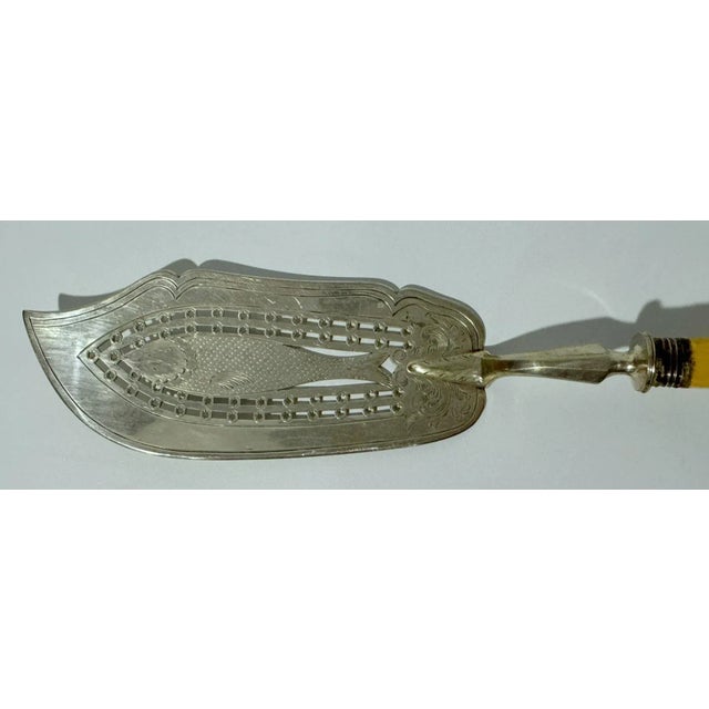 Antique English Fish Server For Sale In Philadelphia - Image 6 of 6