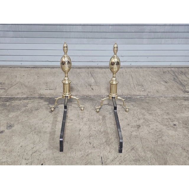 Late 20th Century Virginia Metalcrafters Williamsburg Brass Fireplace Andirons Cw 100-2 W Logholders For Sale - Image 9 of 12