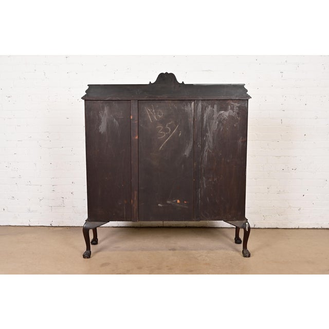Berkey & Gay Style Antique Chippendale Carved Mahogany Bookcase Cabinet, Circa 1920s For Sale - Image 13 of 14
