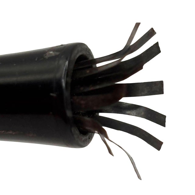 Black 1920s Art Deco Era Bakelite Cigarette Holder Pair With Decorative Finishes For Sale - Image 8 of 8