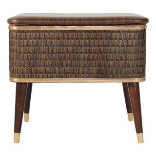 Mid-Century Sewing Basket Stool With Tapered Wooden Legs For Sale