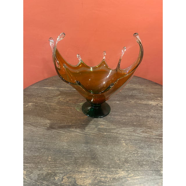 1970s Vintage Large Chalet Canada Amber Glass Centerpiece Bowl For Sale - Image 9 of 18
