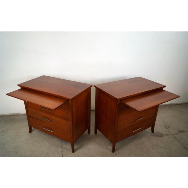 American of Martinsville 1950’s Mid-Century Modern Dressers by Permacraft - A Pair For Sale - Image 4 of 12