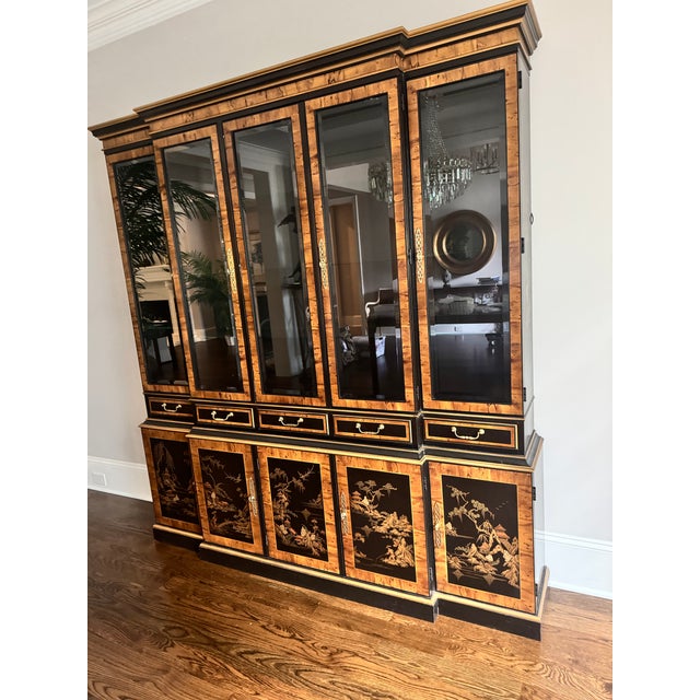 1970s 1970s Drexel Heritage Chinoiserie Breakfront China Cabinet For Sale - Image 5 of 9