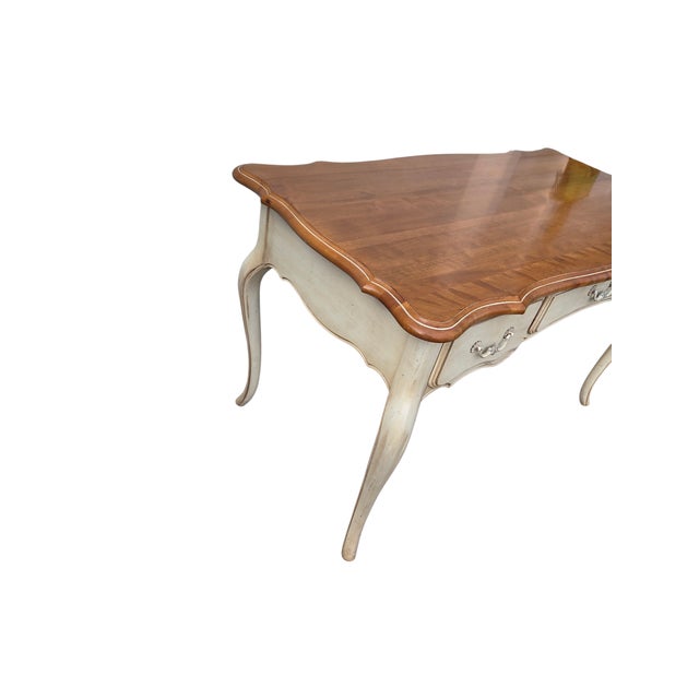 Beautiful Ethan Allen desk in very nice condition. Minor ware. minor superficial scratches. Please see photos as they are...