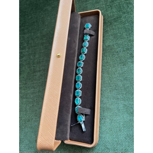 Art Deco Bochic “Capri” Vintage Zambian Emerald & Diamond Bracelet Set 18K Gold & Silver For Sale - Image 3 of 15