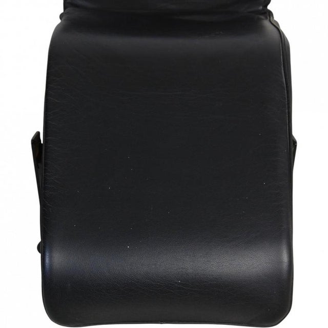 LC4 Chaise Lounge in Black Leather from Le Corbusier, 2000s For Sale - Image 3 of 14