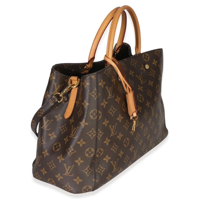Contemporary Monogram Canvas Montaigne GM For Sale - Image 3 of 8