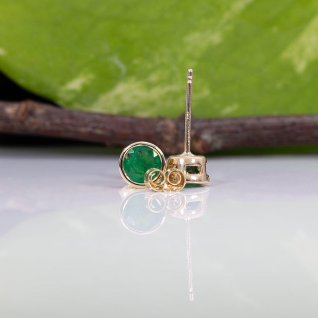 Natural Zambian Emerald Solitaire Stud Earrings: Solid 14k Gold Bezel Set Studs, Pair For Sale In Columbus - Image 6 of 7