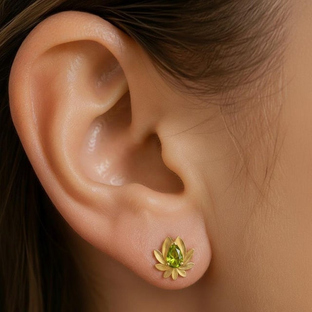 Metal Pear-Cut Peridot Lutus Flower Earrings Studs, Silver, Gold, Pair For Sale - Image 7 of 8