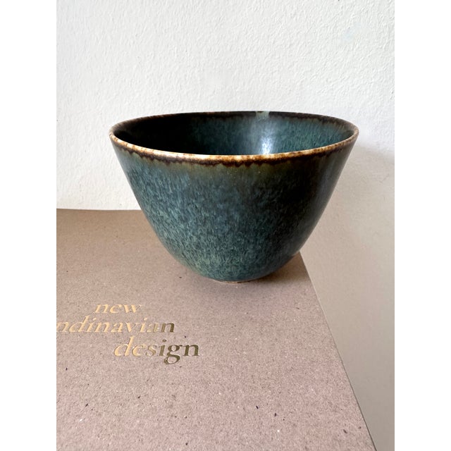 Gunnar nylund for rörstrand/sweden large bowl/plate in stoneware model aru in in the distinctice nylund harefur glaze,...