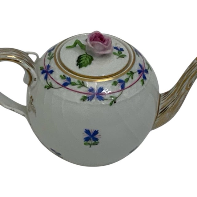 White Vintage Herend Blue Garland PBG Model 1605 Small Porcelain Teapot Rose Finial Spout Chip Hungary C. 1980s For Sale - Image 8 of 9