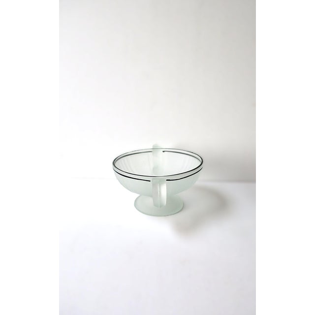 Art Deco Period Urn Glass Bowl For Sale In New York - Image 6 of 8