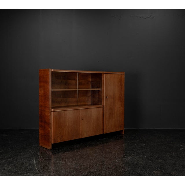No. 37 Sideboard in Walnut by Bruno Paul for VEB Deutsche Werkstätten Hellerau, 1935 For Sale - Image 6 of 18