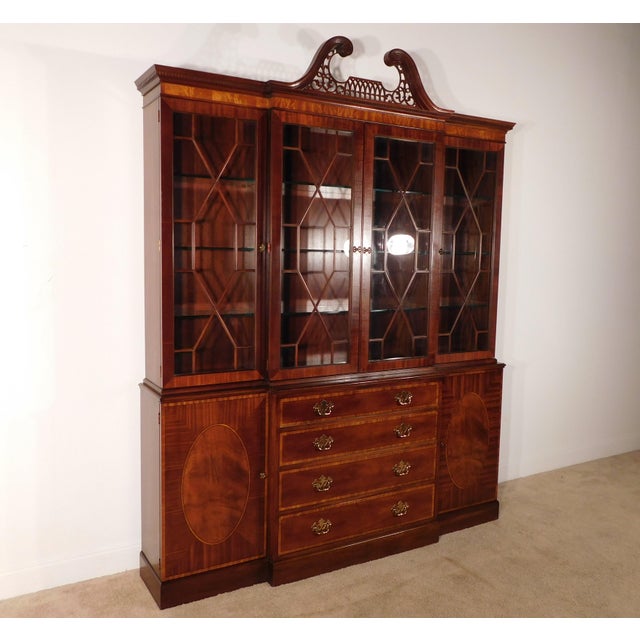 VINTAGE Baker Historic Charleston Flame Mahogany Chippendale Breakfront China Cabinet This AMAZING VINTAGE BAKER Historic...