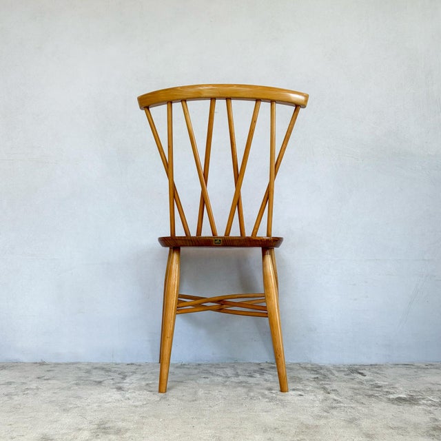 Candlestick Chiltern Elm and Beech Dining Chairs by Lucian Ercolani for Ercol, 1950s, Set of 4 For Sale - Image 9 of 14