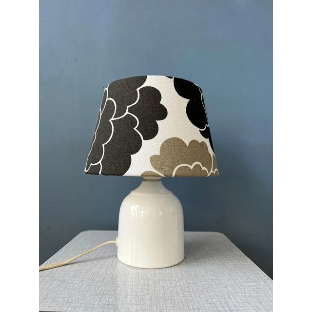 Small Space Age Table Lamp with Porcelain Base and Black and White Flower Shade, 1970s For Sale - Image 11 of 11