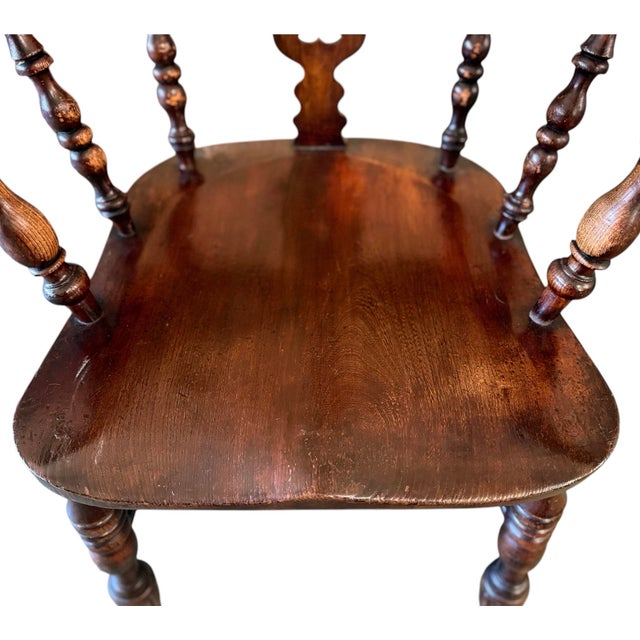 Early 19th Century English Windsor Chair in Elm and Ash For Sale - Image 11 of 12