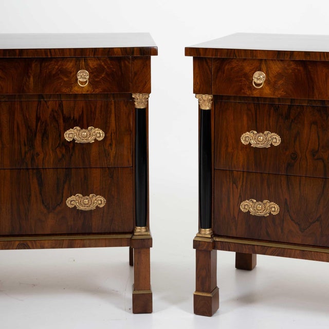 Pair of Large Italian Chests of Drawers, circa 1820 For Sale In New York - Image 6 of 13