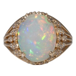 5.6Ct Ethiopian Opal Ring With Natural Diamond Accents: Solid 14k Gold, 13x11mm For Sale