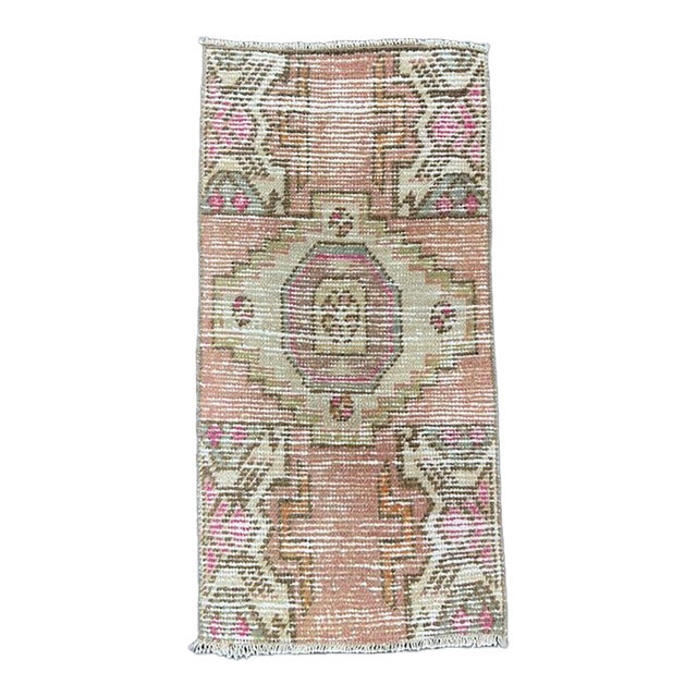 Turkish Yastik Rug 1'5" x 2'9" For Sale
