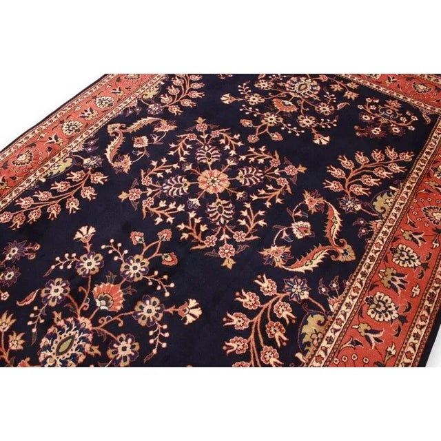 Textile Middle Eastern Hand-Knotted Sarough Rug in Wool For Sale - Image 7 of 9