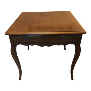 Traditional Henredon Side Table For Sale