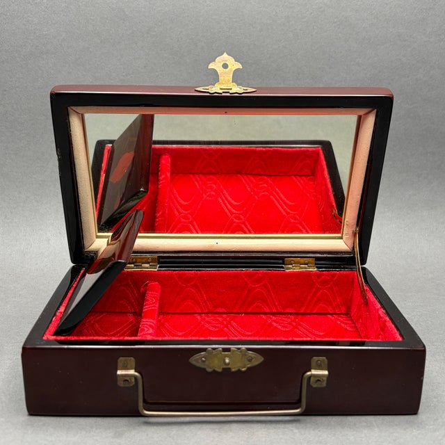 Wood Vintage Vietnamese Lacquered Jewelry Box 1960s–1970s Brown Lacquer Mother of Pearl Inlay For Sale - Image 7 of 11