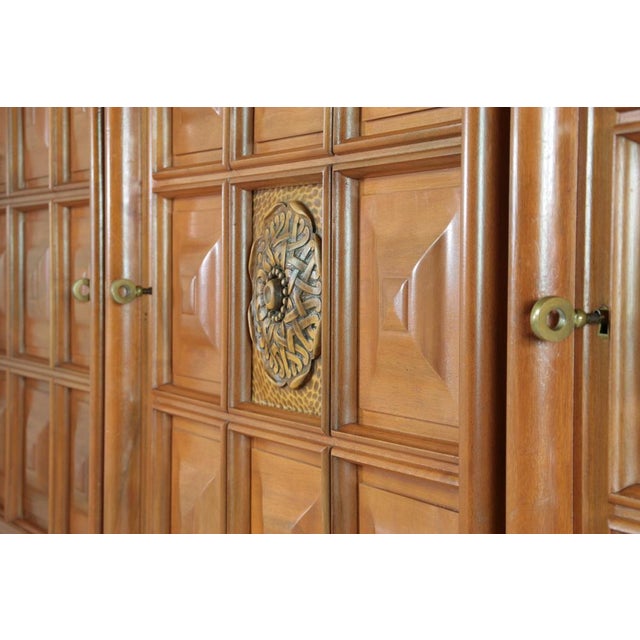 Large Brutalist Walnut Sideboard, France, 1940s For Sale - Image 11 of 13