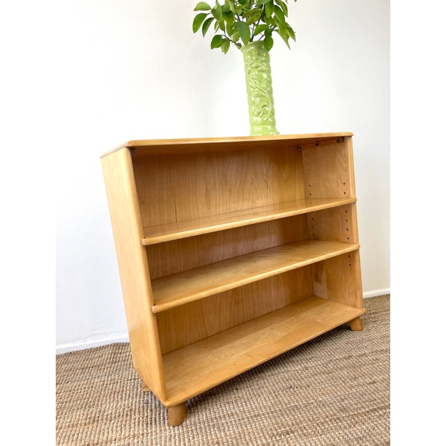 Vintage Mid-Century Modern Heywood Wakefield Bookcase / Bookshelf For Sale - Image 12 of 14