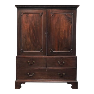 Antique Late 18th / Early 19th Century Walnut & Mahogany Chippendale Linen Press For Sale